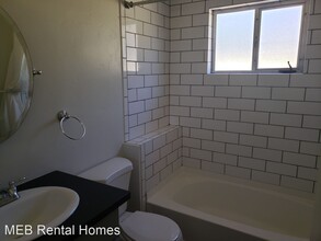 1010 N Jones Blvd in Tucson, AZ - Building Photo - Building Photo