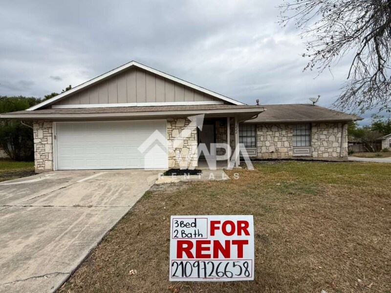 222 Kerry Brook Dr in Converse, TX - Foto de edificio