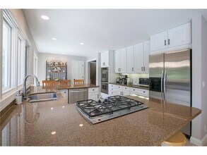 16119 Ringer Rd in Wayzata, MN - Building Photo - Building Photo