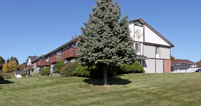 Palmer House Apartments in Janesville, WI - Foto de edificio - Building Photo