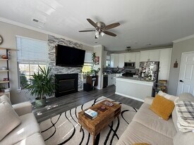 2434 Coopers Branch Ct, Unit 2434 in Herndon, VA - Building Photo