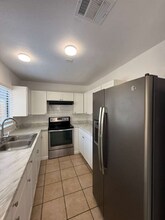 2934 Ash Field Drive in San Antonio, TX - Foto de edificio - Building Photo