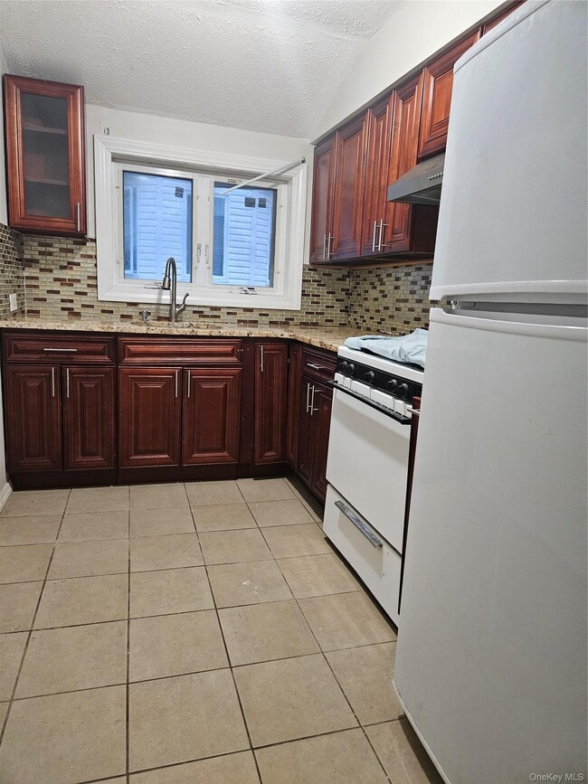 150-16-150121 121st Ave in Queens, NY - Building Photo - Building Photo