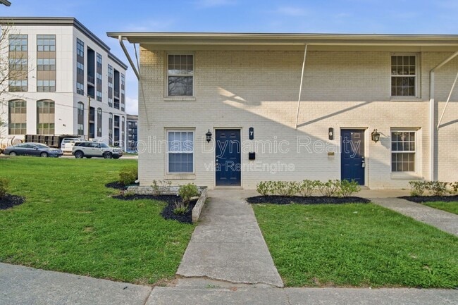 property at 325 S Gardner Ave