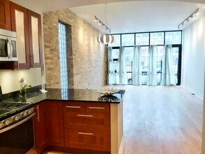 1423 N Cleaver St, Unit 1 F in Chicago, IL - Building Photo - Building Photo