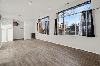 1119 E McMillan St in Cincinnati, OH - Building Photo - Building Photo