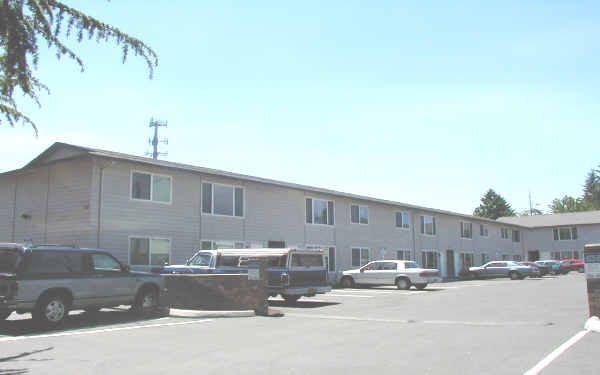 Cedar Tree Apartments in Portland, OR - Building Photo