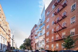 The Lighthouse Condominiums in Brooklyn, NY - Building Photo - Building Photo