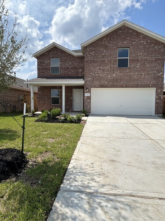 21563 Casavatore Dr in New Caney, TX - Foto de edificio