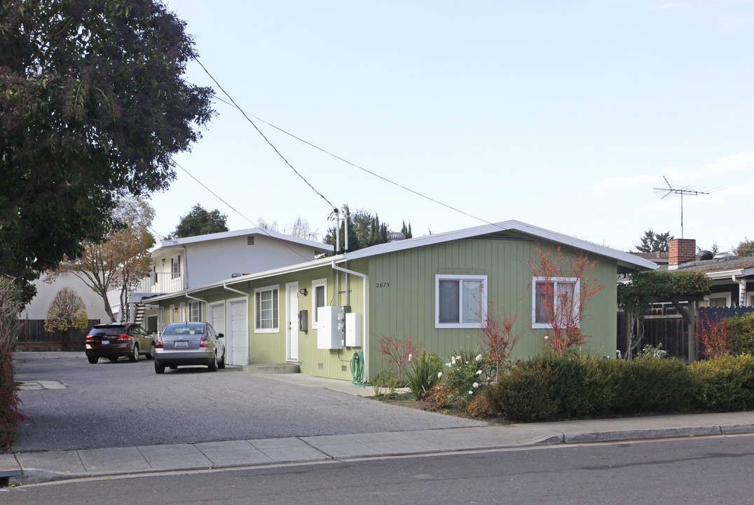 2675 Miller Ave in Mountain View, CA - Foto de edificio