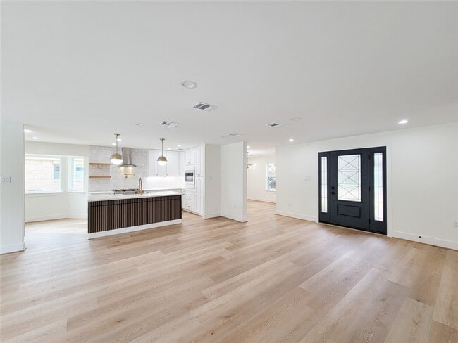 property at 20223 Laurel Lock Dr