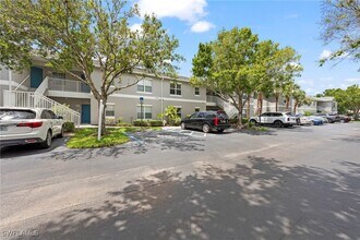 12141 Summergate Cir in Ft. Myers, FL - Building Photo - Building Photo