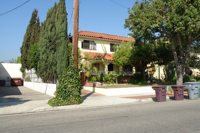 1413 Stanley Ave in Glendale, CA - Building Photo - Building Photo