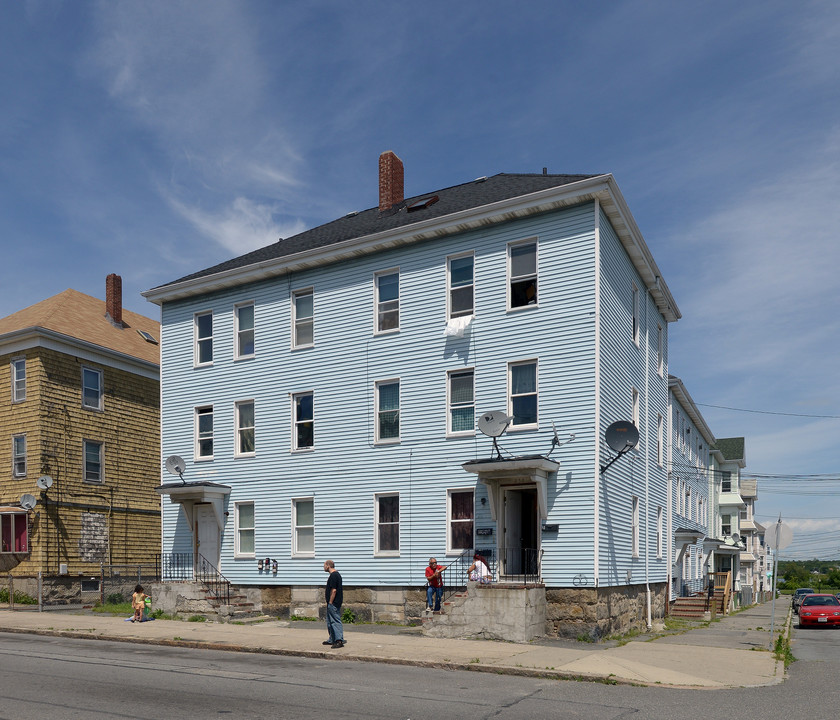 338-340 N Front St in New Bedford, MA - Building Photo