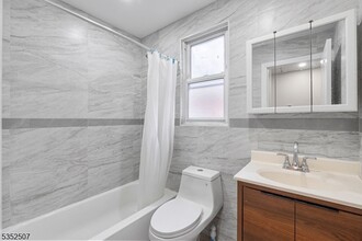 443 N 11th St in Newark, NJ - Building Photo - Building Photo