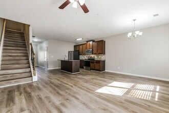 1890 Old Dogwood in Jonesboro, GA - Building Photo - Building Photo