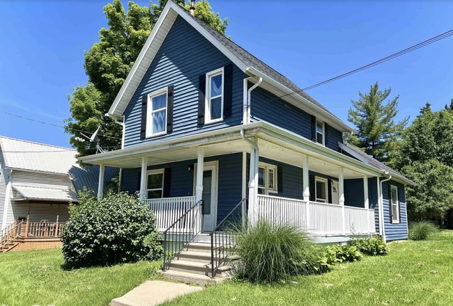 property at 1436 W Main St