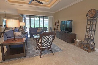 1125 Rotonda Cir in Rotonda West, FL - Building Photo - Building Photo