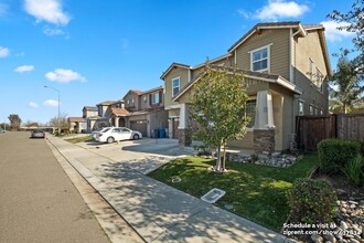 551 Sawyer Dr in Vacaville, CA - Building Photo - Building Photo