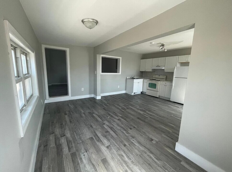 446 Walnut St, Unit B in York, PA - Building Photo