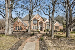 2900 Creekview Dr in Flower Mound, TX - Building Photo