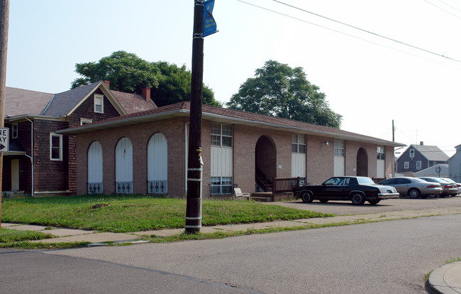 619-623 8th St NW in Canton, OH - Building Photo - Building Photo