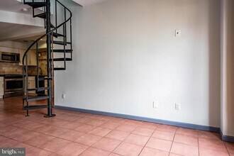 763 S 8th St in Philadelphia, PA - Building Photo - Building Photo