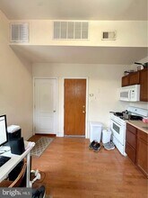 3900 Terrace St in Philadelphia, PA - Building Photo - Building Photo