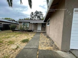 1878 Southwood Dr in Vacaville, CA - Building Photo