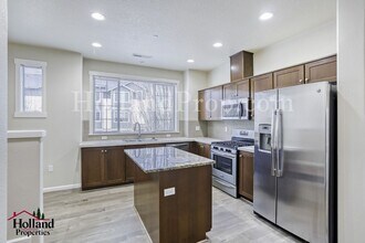 146 Northeast 78th Avenue in Beaverton, OR - Building Photo - Building Photo