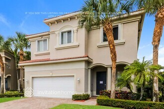 1061 Grove Park Cir in Boynton Beach, FL - Building Photo - Building Photo