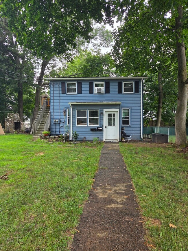 22 Glenwood St, Unit 1