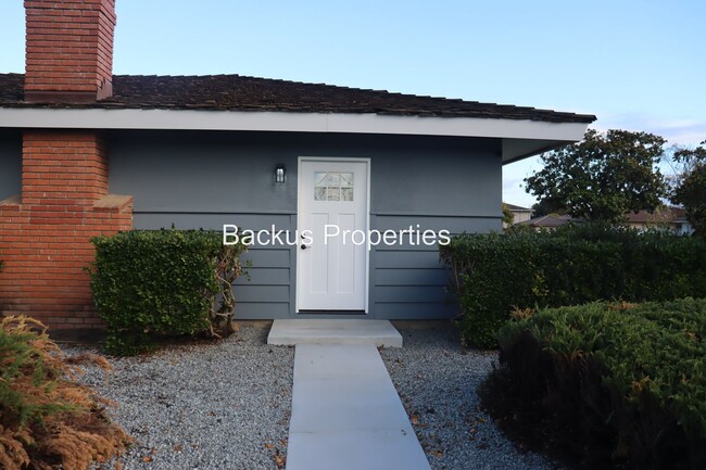 738 Carmelita Dr in Salinas, CA - Building Photo - Building Photo