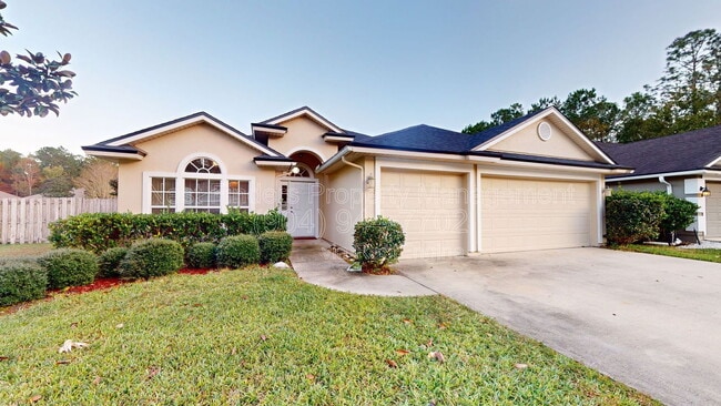 property at 2202 S Cranbrook Ave