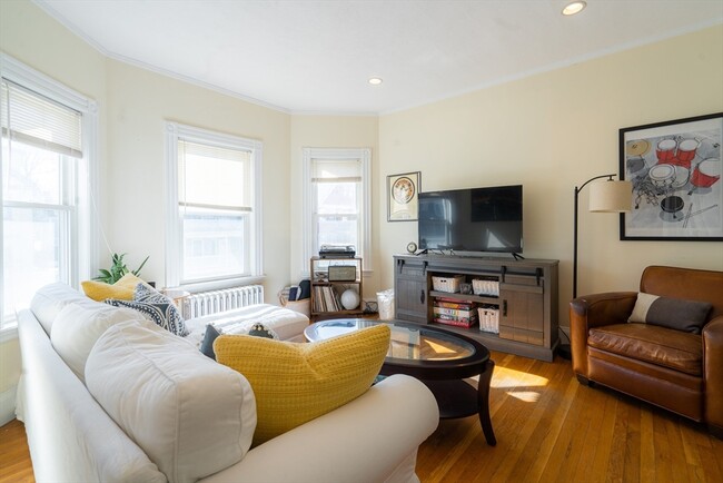 70 Mapleton St, Unit 1