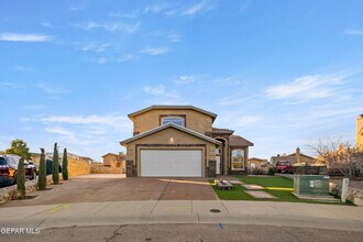3329 Tierra Sara Ln in El Paso, TX - Building Photo - Building Photo