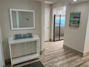 1001 Point of Rocks Rd in Sarasota, FL - Building Photo - Building Photo