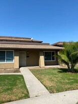 3232 Caminito Quixote in San Diego, CA - Building Photo