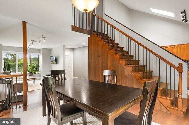 property at 2246 S Lincoln Ave