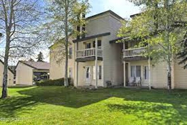 property at 1800 Homestake Rd