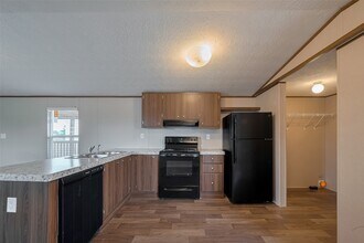 929 County Rd 5806 in Cleveland, TX - Building Photo - Building Photo