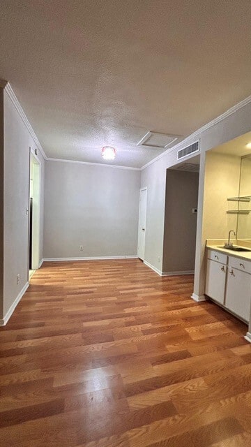 728 Bering Dr in Houston, TX - Building Photo - Building Photo