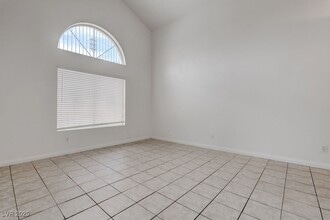 2187 Eclair Cir in Las Vegas, NV - Building Photo - Building Photo