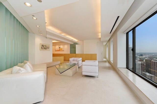 950 N Michigan Ave, Unit 4003 in Chicago, IL - Foto de edificio - Building Photo