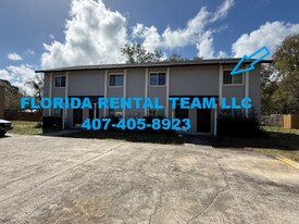 137 Garden Dr in Winter Springs, FL - Building Photo