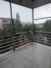 4042 NW 19th St in Lauderhill, FL - Building Photo - Building Photo