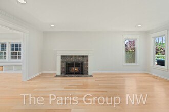 115 NE 51st St in Seattle, WA - Building Photo - Building Photo