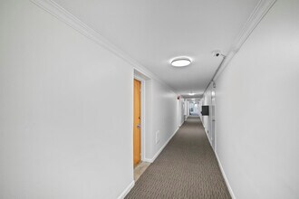 165 Balliol in Toronto, ON - Building Photo - Building Photo