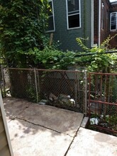 2056 W Boston St in Philadelphia, PA - Building Photo - Building Photo