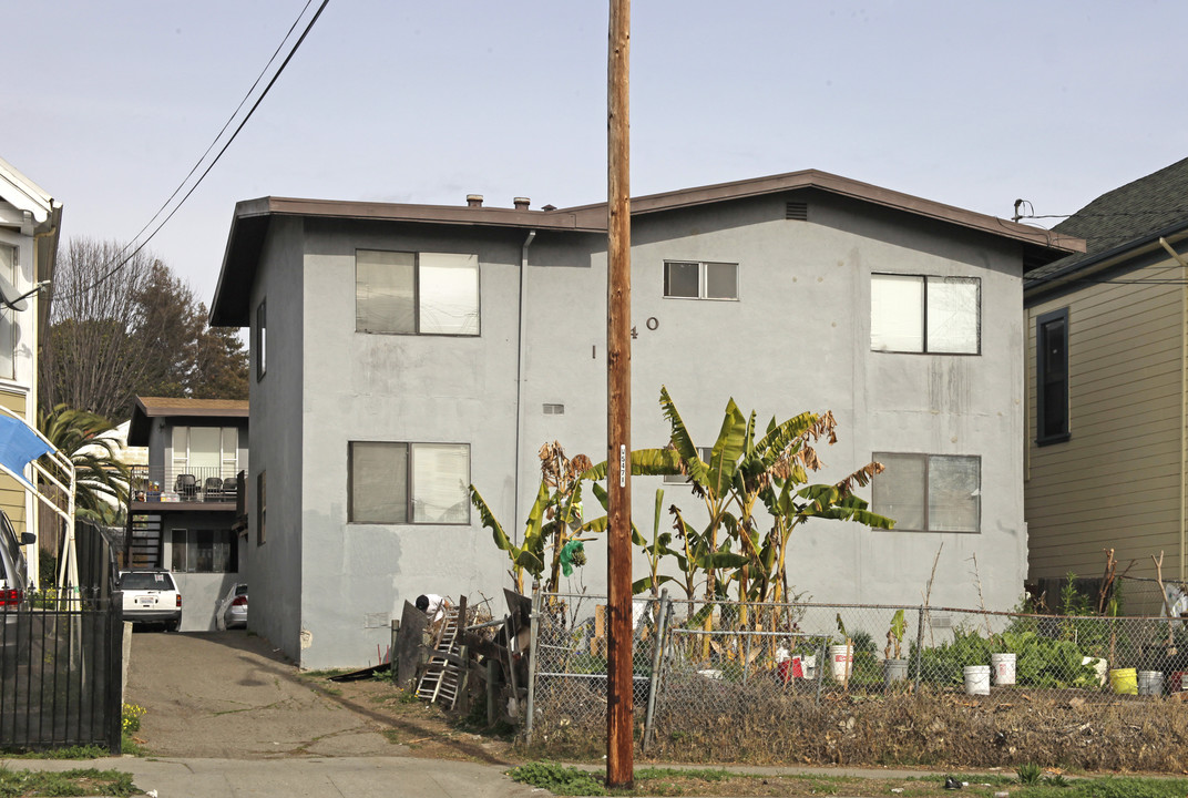 1940 E 21st St in Oakland, CA - Building Photo